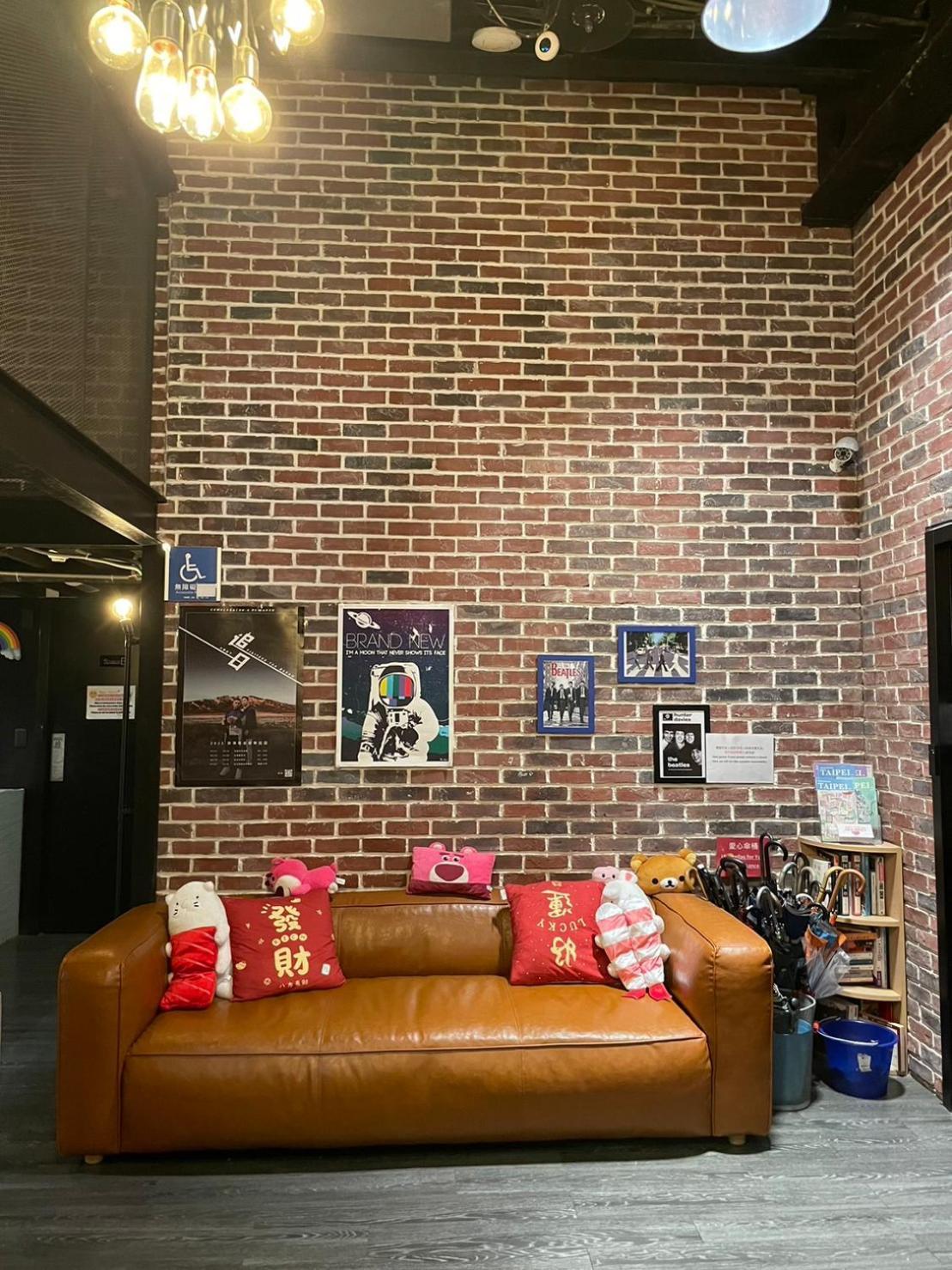 Angels Hostel Taipei Ximen Exteriör bild
