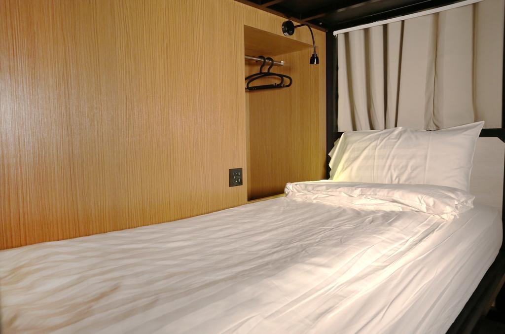 Angels Hostel Taipei Ximen Rum bild